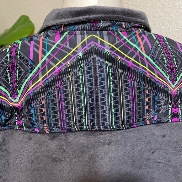 Fila soft fleece retro print jacket - Picture 10 of 15